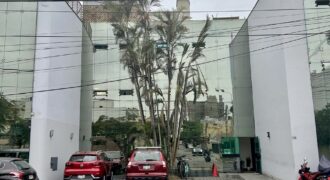 Se alquila excelente Local Comercial en Miraflores super ubicacion! con estacionamientos